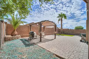 42539 W Bunker Dr, Maricopa, AZ 85138 - Photo 44
