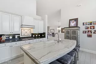 10335 E Verbena Ln, Scottsdale, AZ 85255 - Photo 10