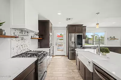3125 N 85th Street, Scottsdale, AZ 85251 - Photo 2