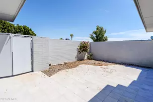 13629 N Del Webb Blvd, Sun City, AZ 85351 - Photo 24