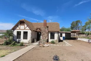 277 N Kellner Ave, Superior, AZ 85173 - Photo 1