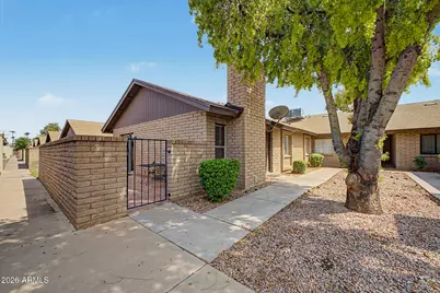 108 W Loma Vista Drive #102, Tempe, AZ 85282 - Photo 2
