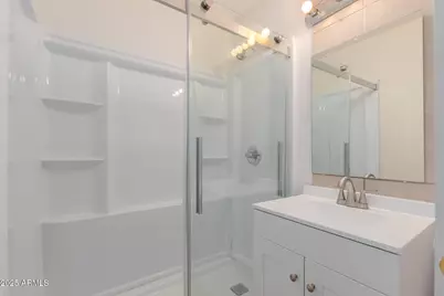 3622 W Sunland Avenue, Phoenix, AZ 85041 - Photo 14