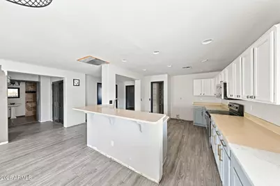 15410 N 170th Lane, Surprise, AZ 85388 - Photo 12