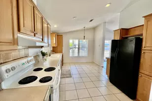 10960 N 67th Ave, Glendale, AZ 85304 - Photo 4