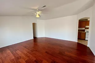 10960 N 67th Ave, Glendale, AZ 85304 - Photo 12