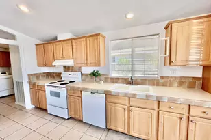 10960 N 67th Ave, Glendale, AZ 85304 - Photo 4