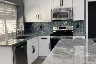 445 W Pecan Pl, Tempe, AZ 85284 - Photo 8