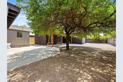 1115 E Weldon Avenue, Phoenix, AZ 85014 - Photo 32