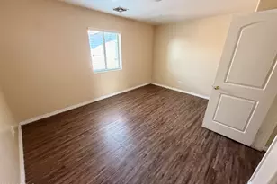 17402 N 19th Ave, Phoenix, AZ 85023 - Photo 14