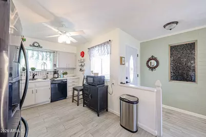 10319 W Clair Drive, Sun City, AZ 85351 - Photo 8