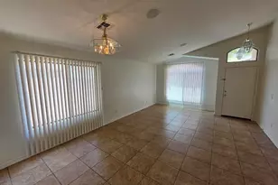 5532 W Southgate Ave, Phoenix, AZ 85043 - Photo 2