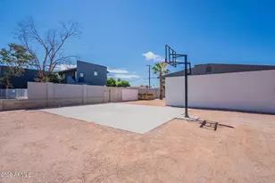 37 E El Parque Dr, Tempe, AZ 85282 - Photo 6