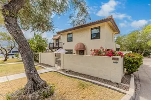 7640 N Dreamy Draw Dr, Phoenix, AZ 85020 - Photo 2