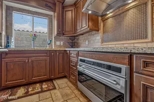 15470 N 87th Dr, Peoria, AZ 85382 - Photo 32