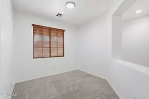 3822 W Adamanda Ct, Phoenix, AZ 85086 - Photo 10