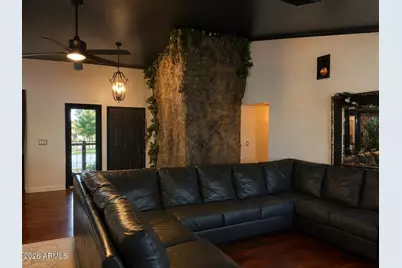 7507 W Brown Street, Peoria, AZ 85345 - Photo 2