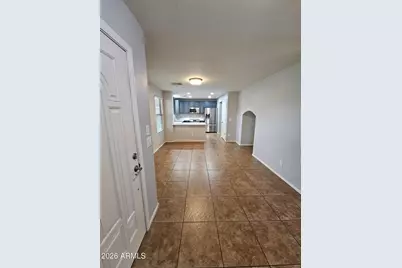 1638 S Martingale Road, Gilbert, AZ 85295 - Photo 4