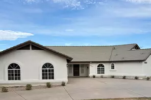 7327 N 185th Ave, Waddell, AZ 85355 - Photo 2
