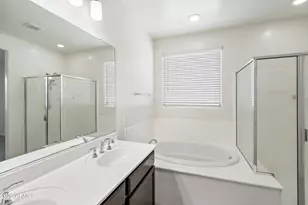 7123 S 34th Ln, Phoenix, AZ 85041 - Photo 32