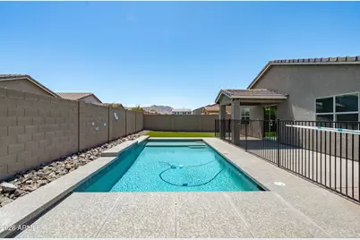 7123 S 34th Lane, Phoenix, AZ 85041 - Photo 6