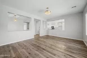 9442 W Palm Ln, Phoenix, AZ 85037 - Photo 12