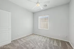 9442 W Palm Ln, Phoenix, AZ 85037 - Photo 32