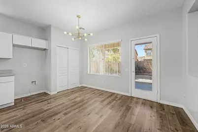 9442 W Palm Lane, Phoenix, AZ 85037 - Photo 14