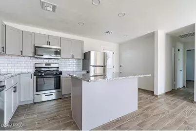 37 E El Parque Drive #C/D, Tempe, AZ 85282 - Photo 1