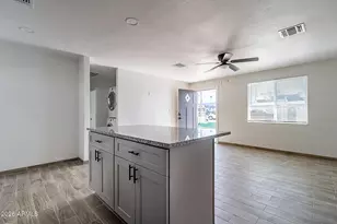 37 E El Parque Dr, Tempe, AZ 85282 - Photo 14