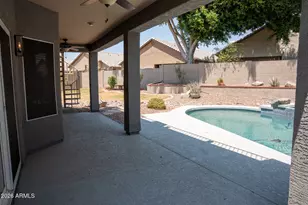 1432 E Saltsage Dr, Phoenix, AZ 85048 - Photo 8