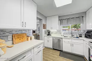 410 N 56th Pl, Mesa, AZ 85205 - Photo 10