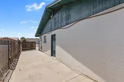 3626 W Shangri La Road, Phoenix, AZ 85029 - Photo 26