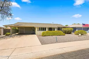 10510 W Bright Angel Cir, Sun City, AZ 85351 - Photo 1