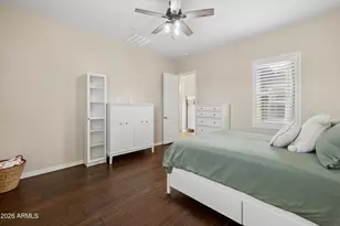 7551 W Saguaro Park Ln, Peoria, AZ 85383 - Photo 34
