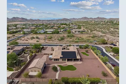 7551 W Saguaro Park Lane, Peoria, AZ 85383 - Photo 52