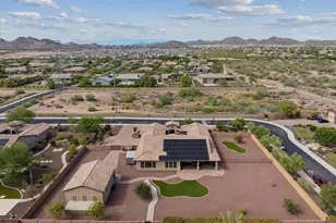 7551 W Saguaro Park Ln, Peoria, AZ 85383 - Photo 52