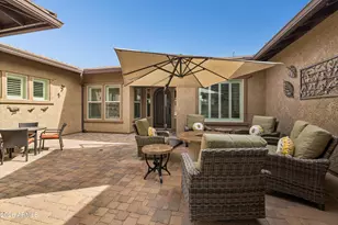 7551 W Saguaro Park Ln, Peoria, AZ 85383 - Photo 2