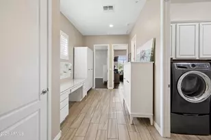 7551 W Saguaro Park Ln, Peoria, AZ 85383 - Photo 28