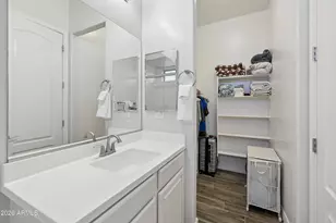 7551 W Saguaro Park Ln, Peoria, AZ 85383 - Photo 32