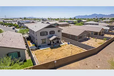 2404 S 124th Drive, Avondale, AZ 85323 - Photo 32