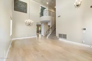 4201 N 42nd Pl, Phoenix, AZ 85018 - Photo 4
