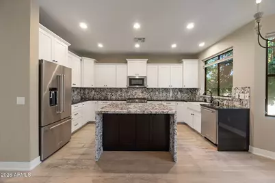 4201 N 42nd Place, Phoenix, AZ 85018 - Photo 8