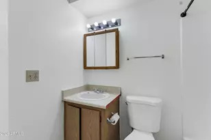 10815 N 15th Ln, Phoenix, AZ 85029 - Photo 8
