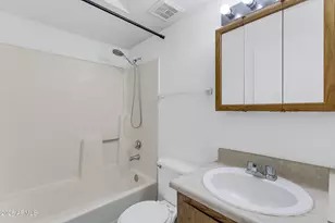 10815 N 15th Ln, Phoenix, AZ 85029 - Photo 12