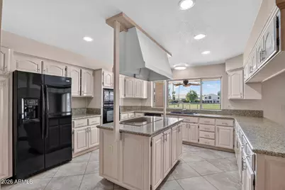 6091 W Rose Garden Lane, Glendale, AZ 85308 - Photo 4