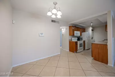 2121 W Royal Palm Road #1016, Phoenix, AZ 85021 - Photo 6