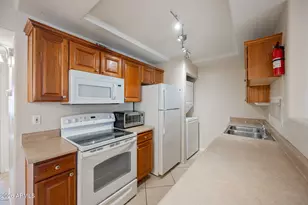 2121 W Royal Palm Rd, Phoenix, AZ 85021 - Photo 10
