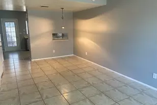7801 N 44th Dr, Glendale, AZ 85301 - Photo 2