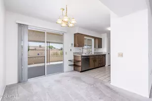 10201 W Sutters Gold Ln, Sun City, AZ 85351 - Photo 8